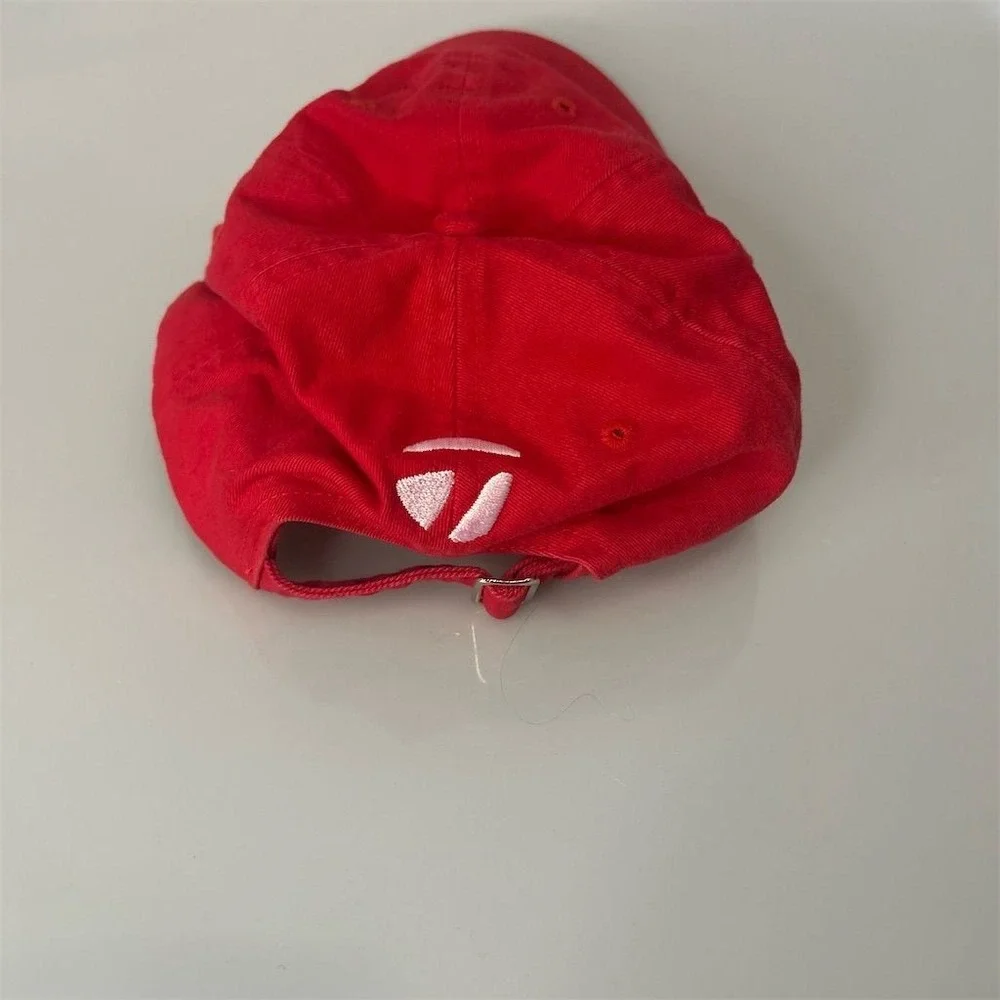 TaylorMade golf hat